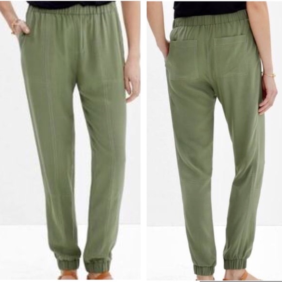 Madewell Pants - Madewell Army Green Pull On Jogger Pants